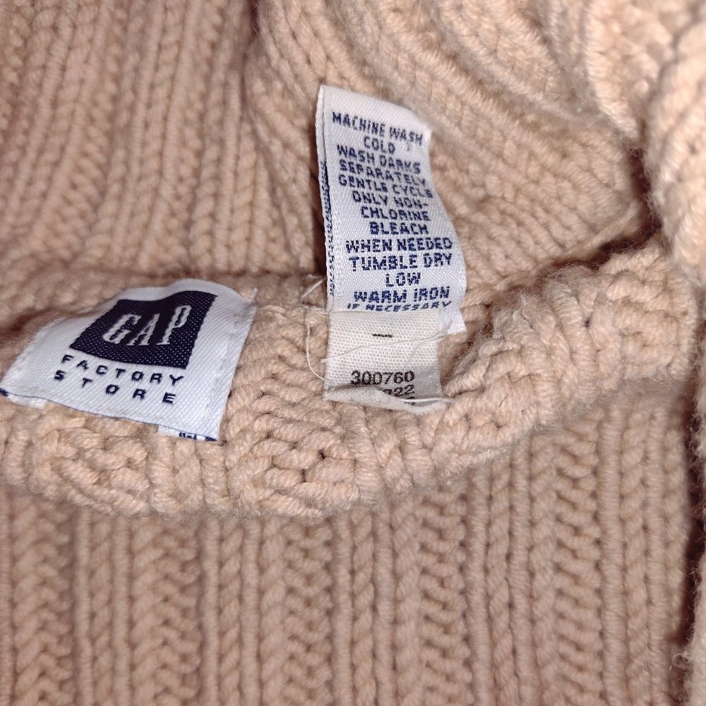 Gap sweater - Picture 6 of 7